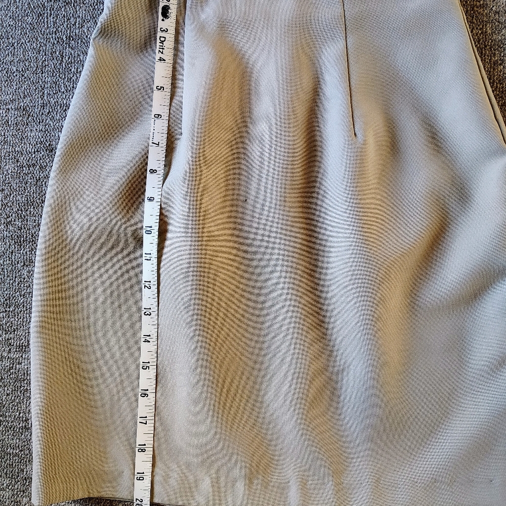 La Belle Classic Beige Pencil Skirt